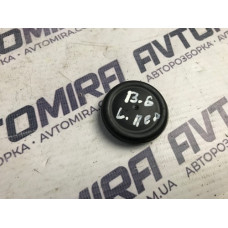 Заглушка передніх дверей VW Passat B6 SN 2005-2010 N91060401
